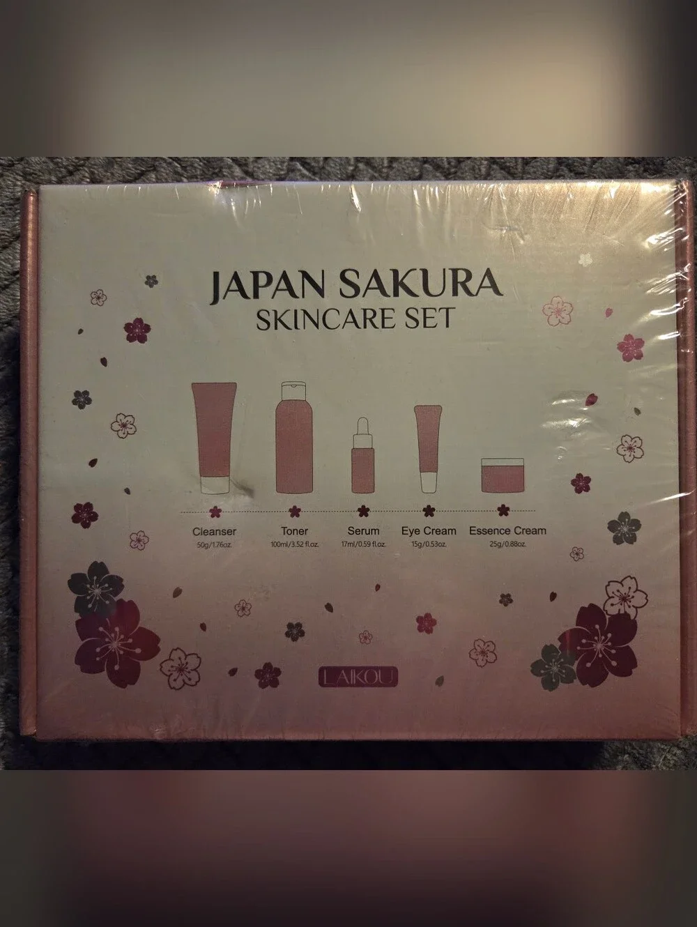 LAIKOU Japan Sakura Women Skin Care Set